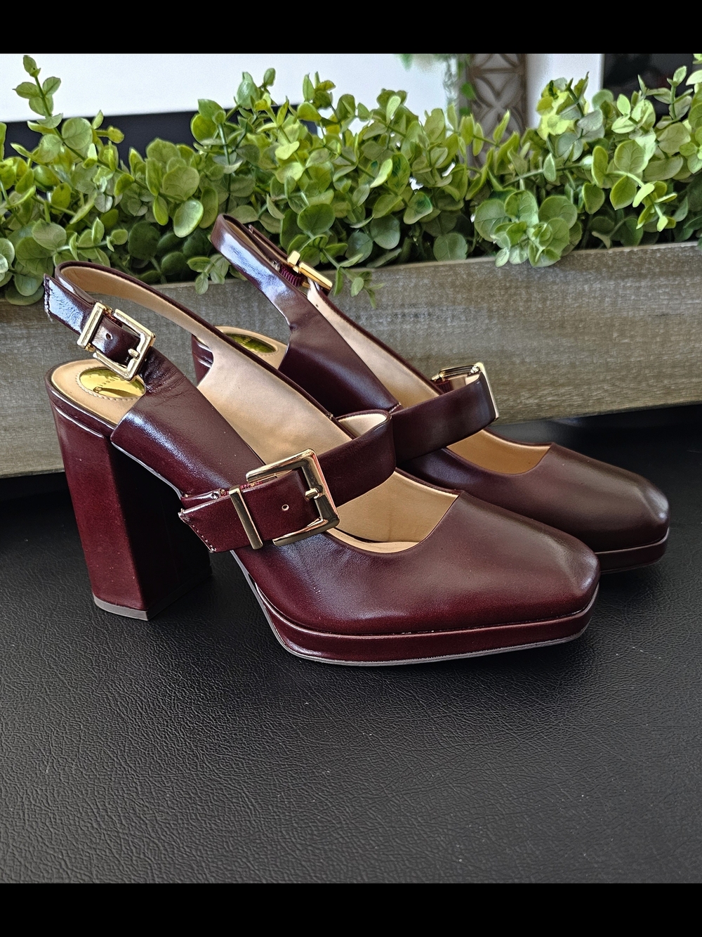Gianni Bini Leather Maroon Block Heel Slingback Pumps Shoes Women's Sz 9